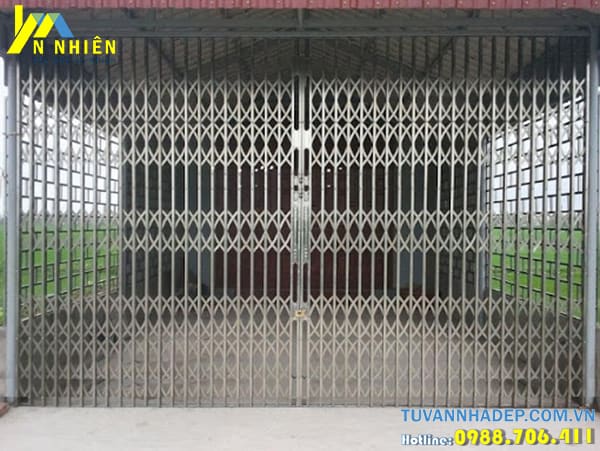mẫu cửa xếp đẹp chất liệu inox